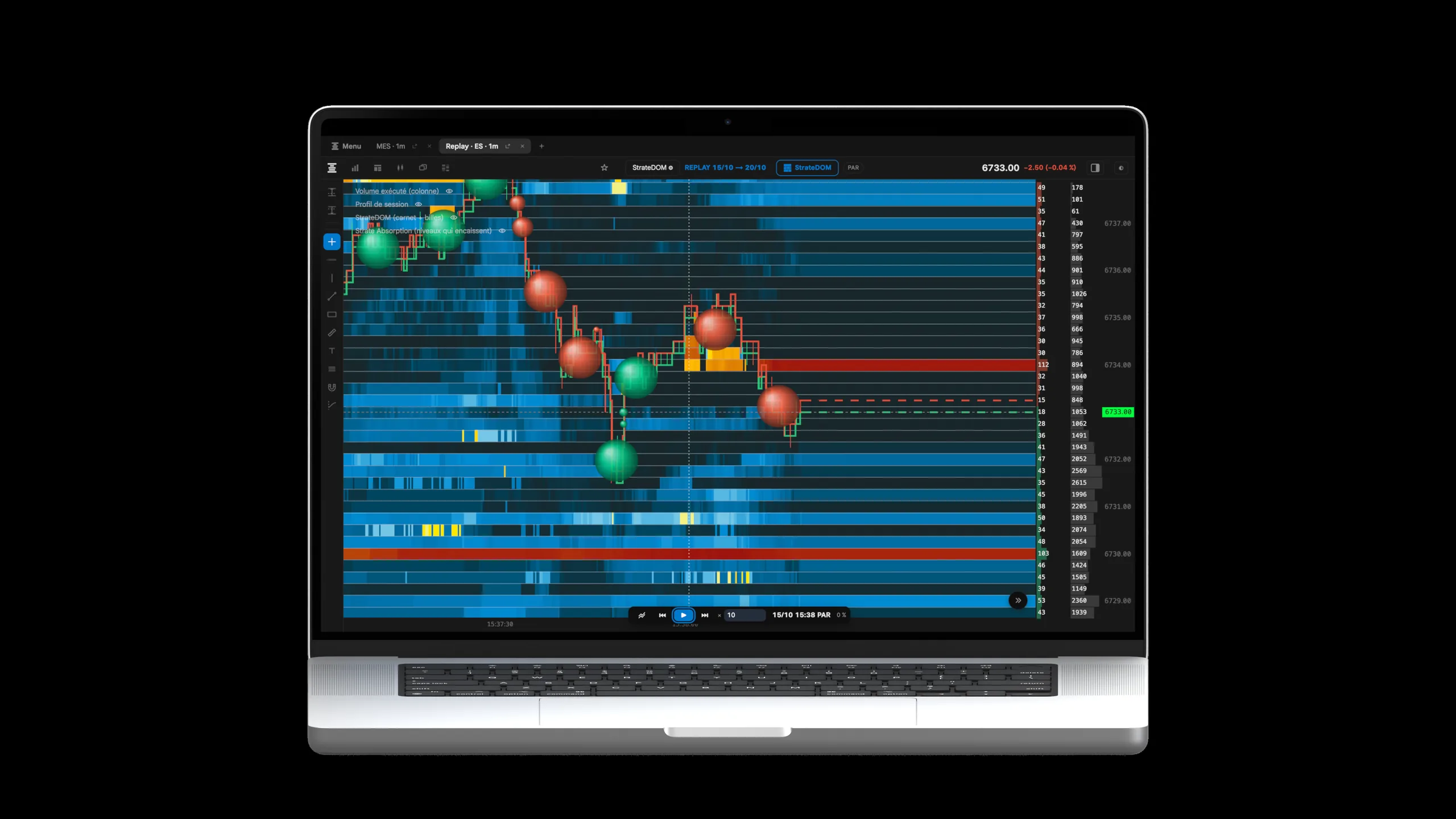 StrateDOM sur l’écran du MacBook